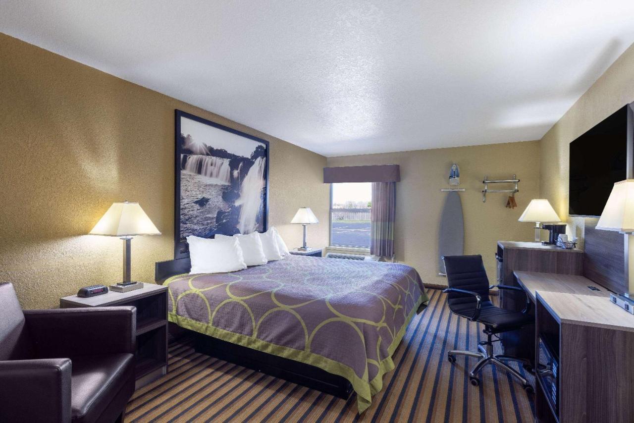 Super 8 By Wyndham Nixa/Springfield Area Hotel Luaran gambar